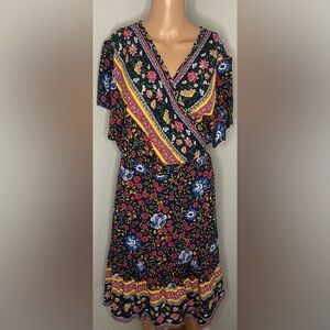 Zesica floral women’s Wrap Dress. Size 2XL NWT